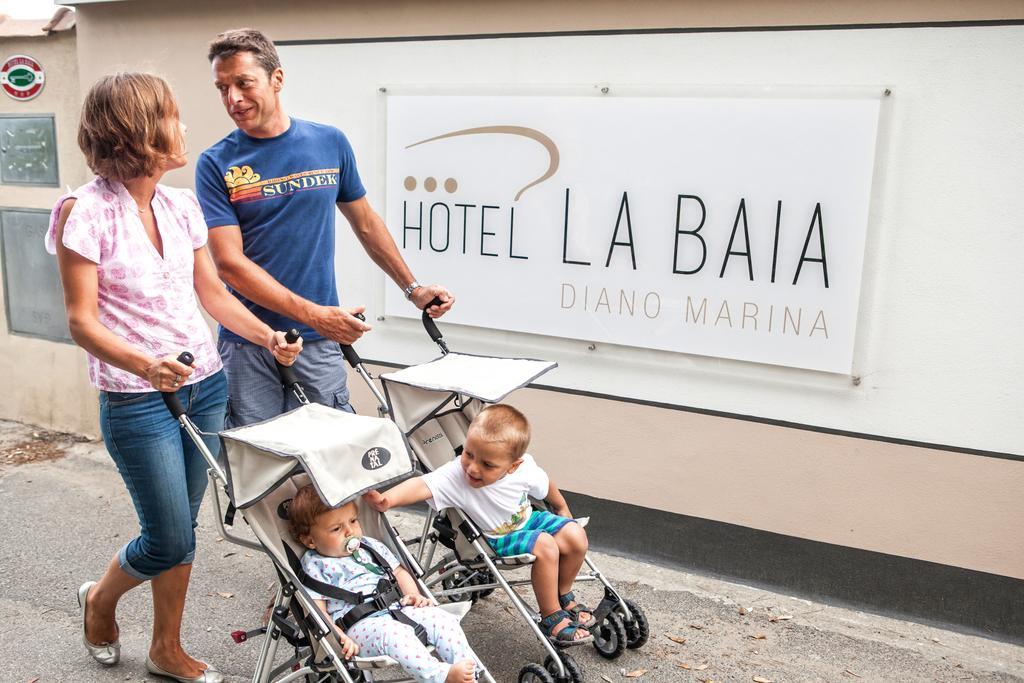 Hotel La Baia Diano Marina Exterior foto
