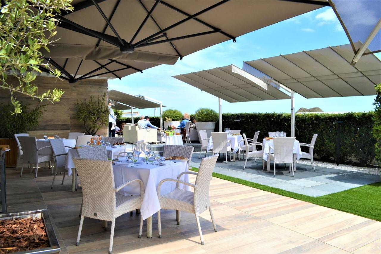 Hotel La Baia Diano Marina Exterior foto